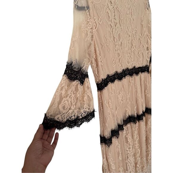 NWT Modcloth Womens Cream Black Aisle Be Seeing You Lace Midi Dress Size Large - Picture 10 of 15